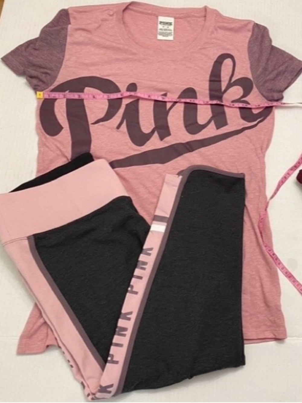 2017 VS Pink Yoga crop leggings & tee